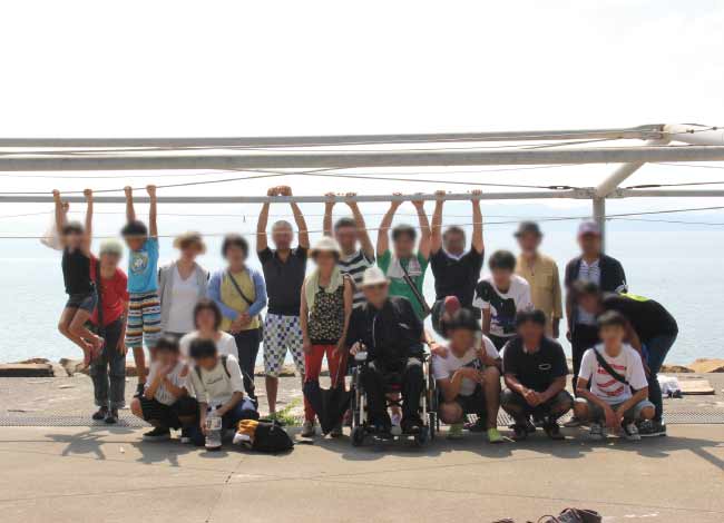 2016年 舟出浮き 無人島にて昼食・釣り体験